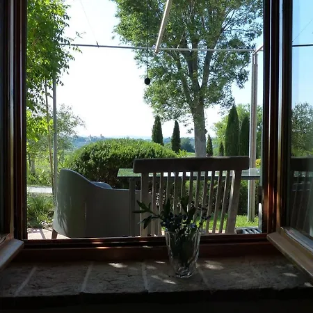 Tenuta Paradiso Sundown Vakantiehuis Ostra